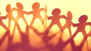 领导，不是替别人创造，而是带着别人一起成长