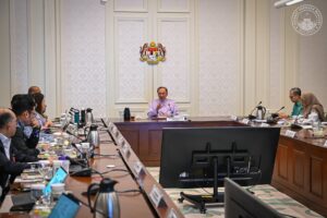 安华：马来西亚全面启动从智慧城市向 AI 城市战略转型