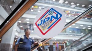 新结构大马卡6月起分阶段推出!53道防伪屏障护航,旧卡仍有效无需急换