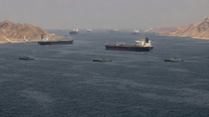 伊朗:宣布全面关闭霍尔木兹海峡!