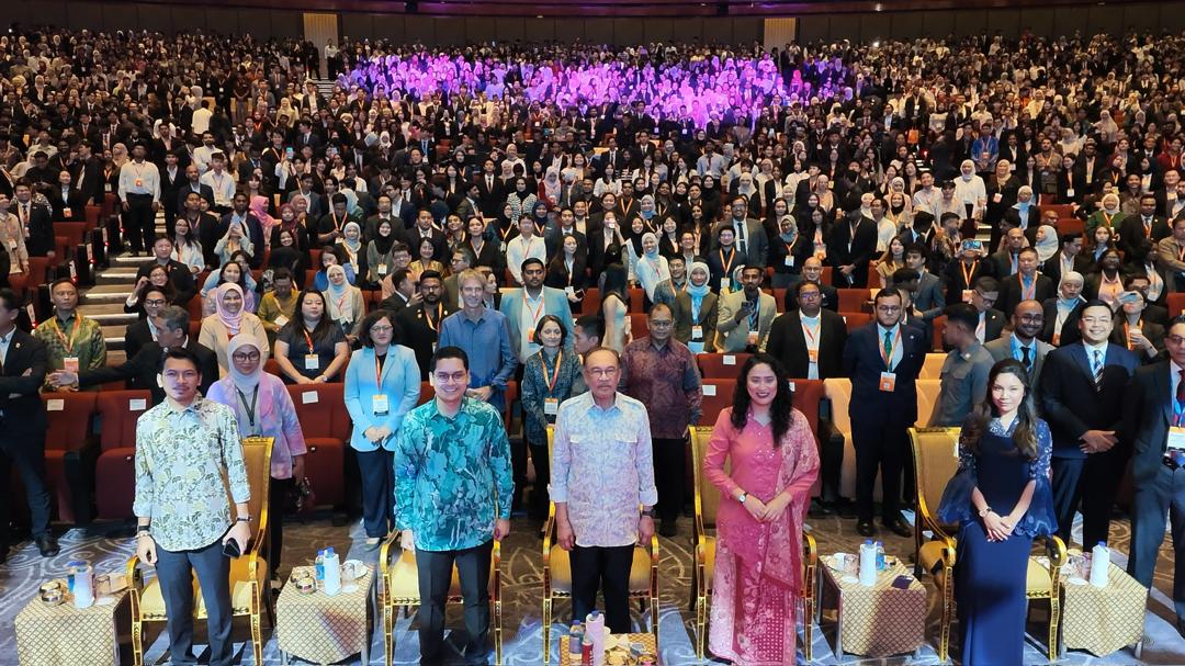 近4000名青年齐聚吉隆坡会展中心参与青年经济论坛2026